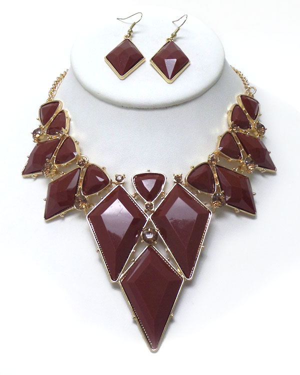 Multi facet diamond shape link necklace set