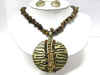 Crystal and natural stone deco round metal pendant chip stone necklace earring set