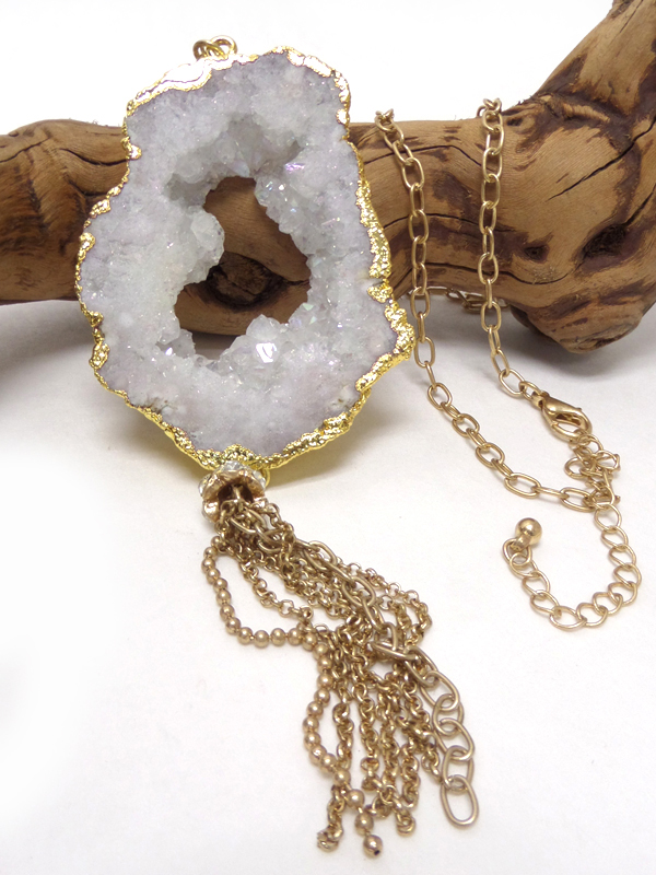 Semi precious handmade druzy and side gold plated and tassel drop long necklace
