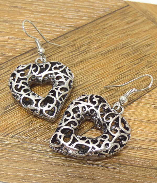 Retro tibetan silver hollow metal filigree puffy heart earring