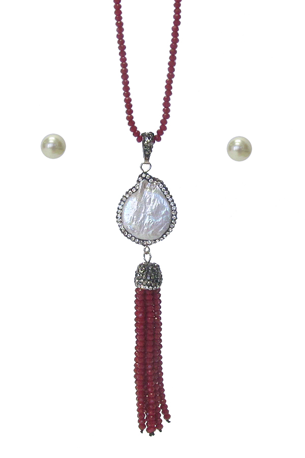 DOUBLE SIDE CRYSTAL AND MOP PENDANT AND GLASS SEED BEAD TASSEL DROP LONG NECKLACE SET