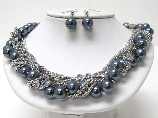 Multi pearl and metal chain twist necklace earring set