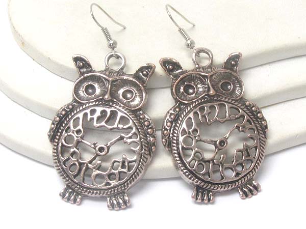 Clock body owl metal earring