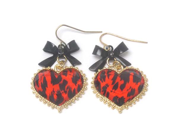 Animal print heart acrylic and ribbon deco earring