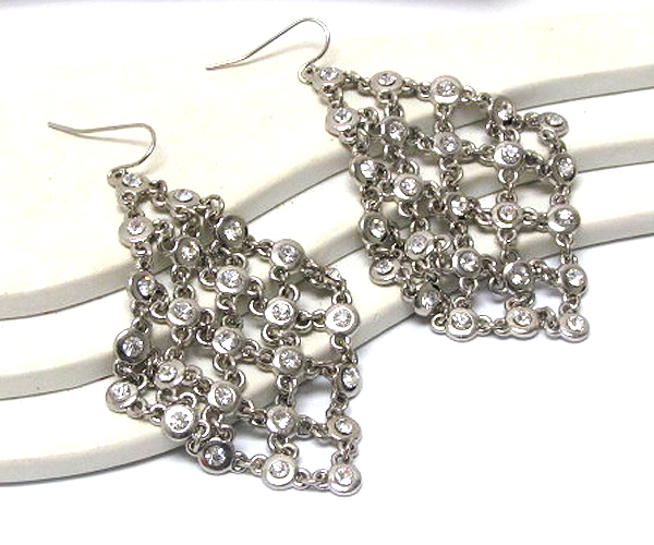 Crystal and metal chain diamond shape earring