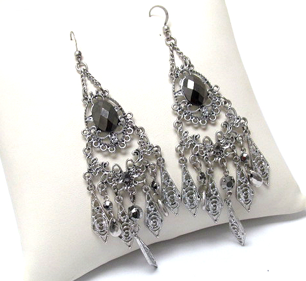 Crystal and metal chandelier earring
