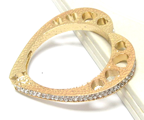 CRYSTAL SIDE HEART SHAPE THINE METAL HINGE BANGLE