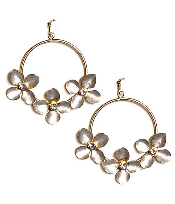 CRYSTAL CENTER METAL FLOWER HOOP EARRING