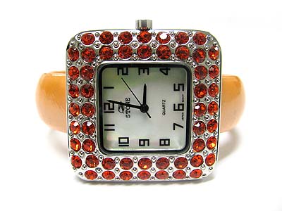 CRYSTAL SURROUNDED SQUARE FACE AND METAL BAND CUFF BANGLE