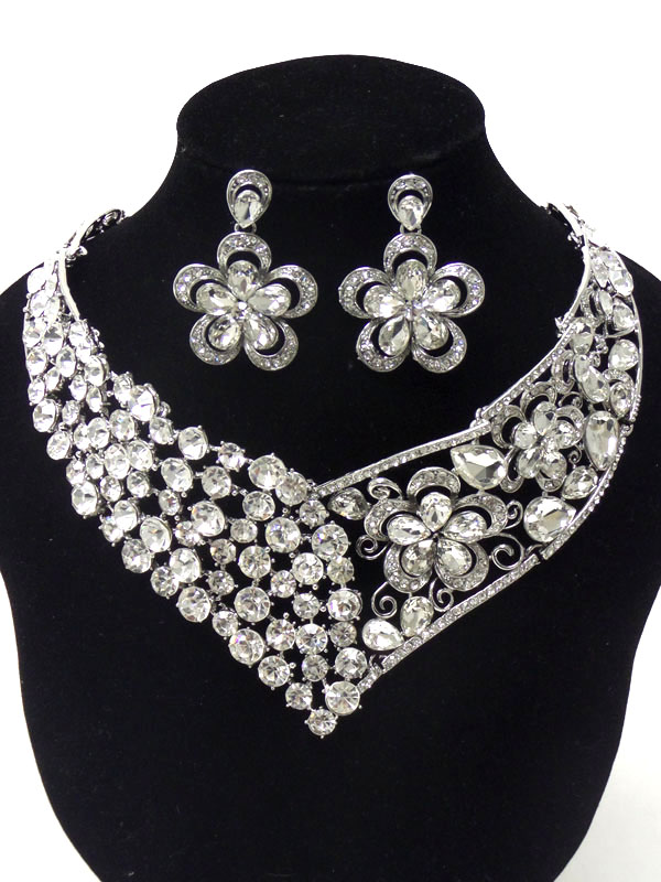 Luxury class victorian style crystal necklace set
