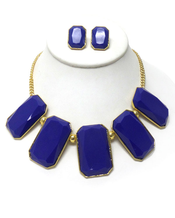 Five acrylic rectangle link necklace set