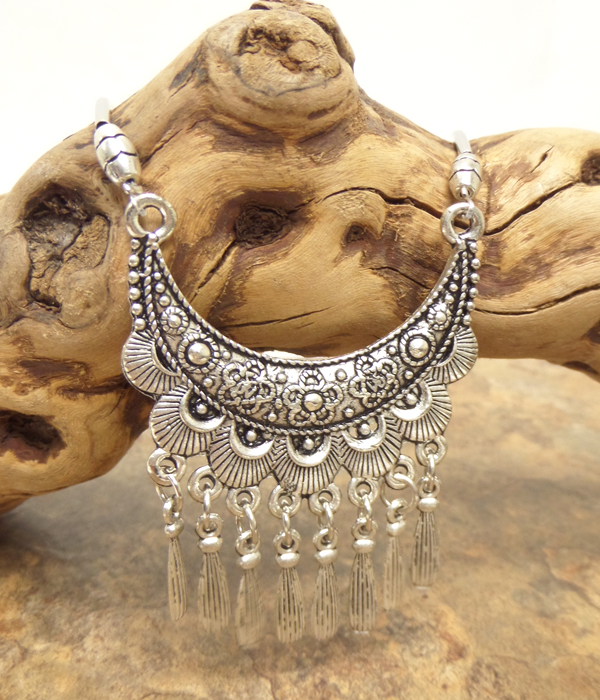 Vintage tibetan silver bohemian flower and tube chain necklace