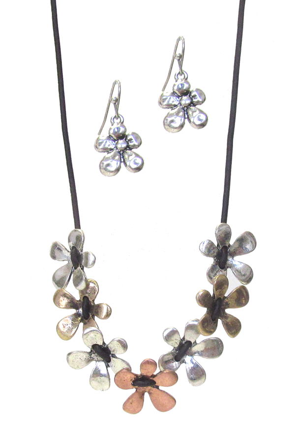 MULTI FLOWER LINK CORD NECKLACE SET