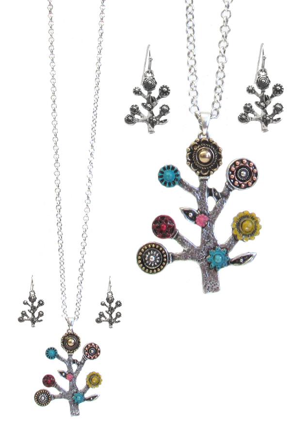 VINTAGE METAL TREE OF LIFE PENDANT NECKLACE