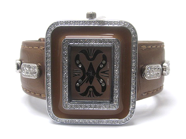 CRYSTAL ENAMEL ART SQUARE CASE FACE AND OVAL CRYSTAL METAL ON LEATHER FASHION BAND WATCH 