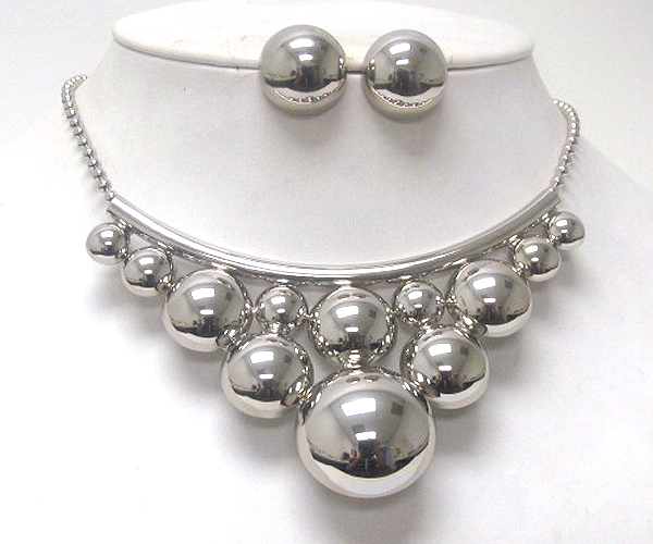 Multi size patern triangle chain necklace earring set