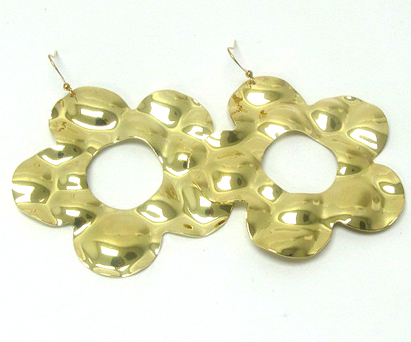 Liquid metal flower shape earring