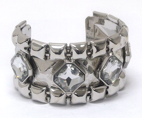 Multi metal puffy spike fashion style and four crystal glass square hinge bangle