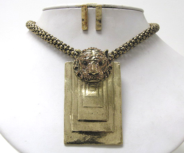 Crystal deco tiger and metal bar pendant tube chain necklace earring set