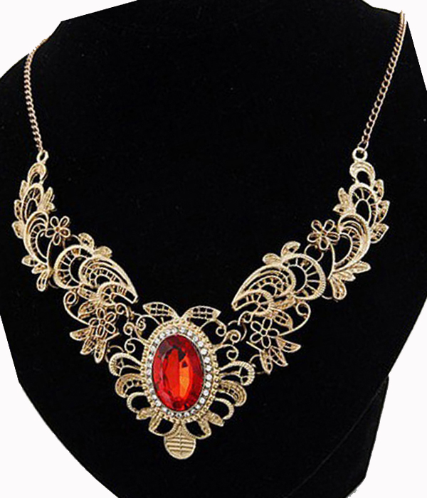 Metal filigree bib necklace with stone