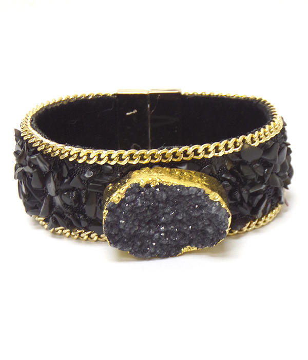 Druzy and side gold plated stone and multi chip stone magnetic bracelet