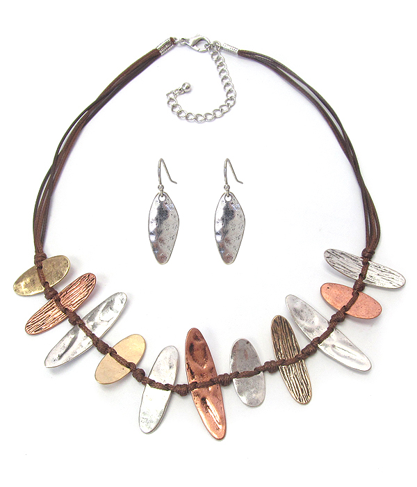 TEXTURED MULTI METAL LINK NECKLACE SET