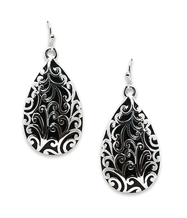 DESIGNER TEXTURED EARRING - TEARDROP