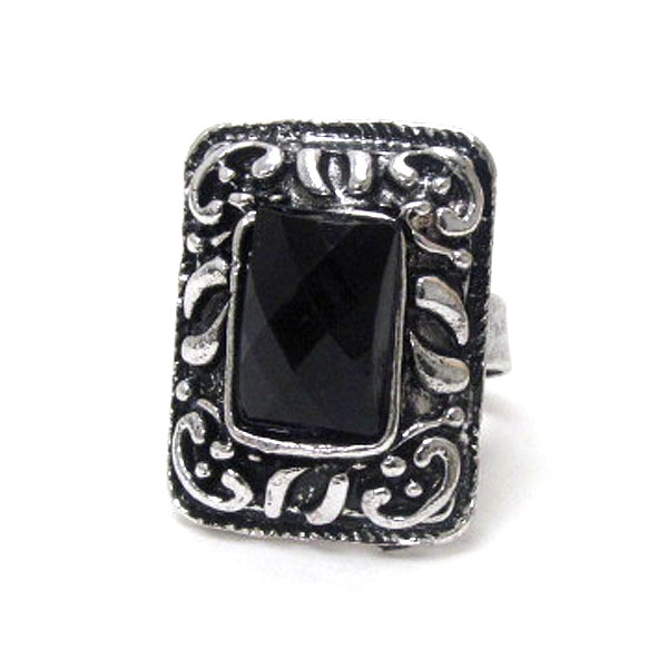 Facet acrylic stone and metal filigree adjustable ring