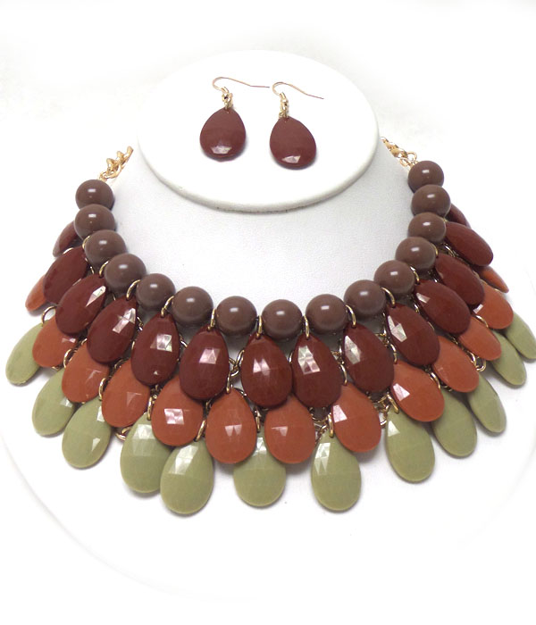 Multi facet acrylic teardrops statement necklace set 