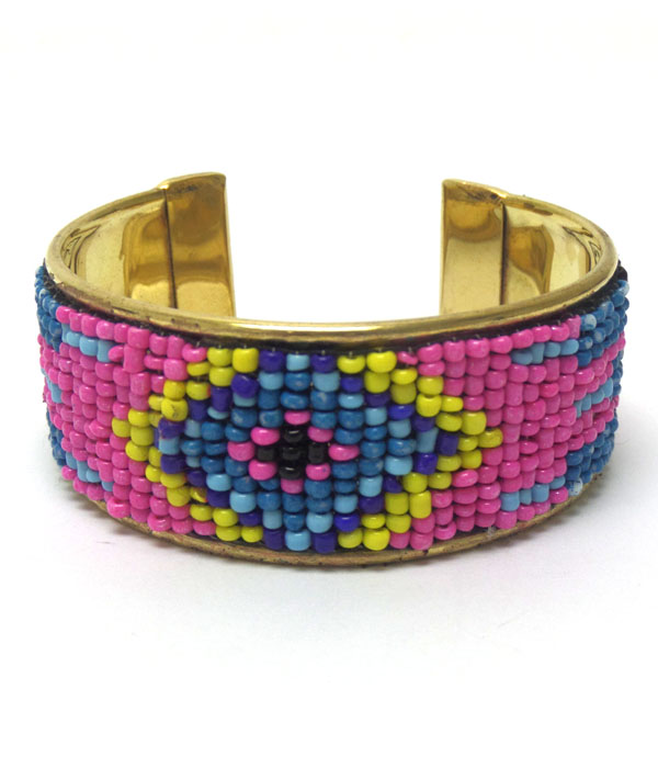 Multi seed beads bohemian pattern bangle bracelet - brass