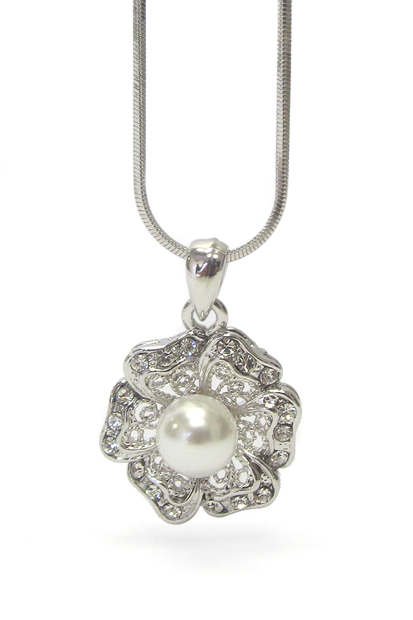 WHITEGOLD PLATING CRYSTAL AND PEARL FLOWER PENDANT NECKLACE