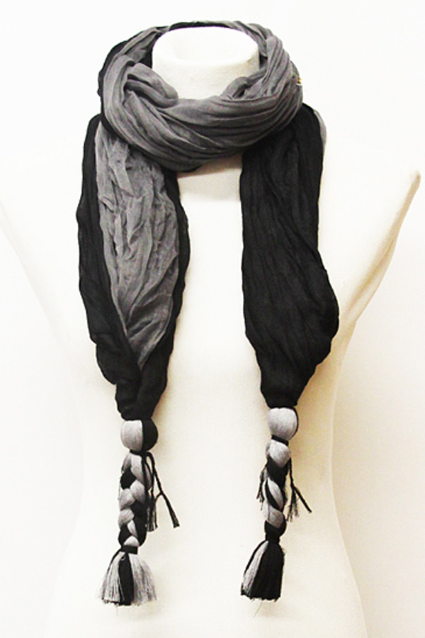 Two tone knot end scarf