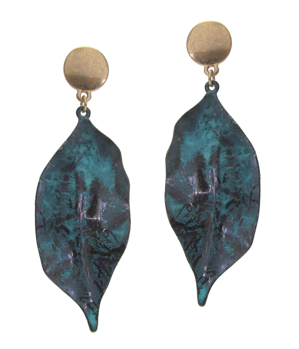 TEXTURED METAL LEAF EARRING