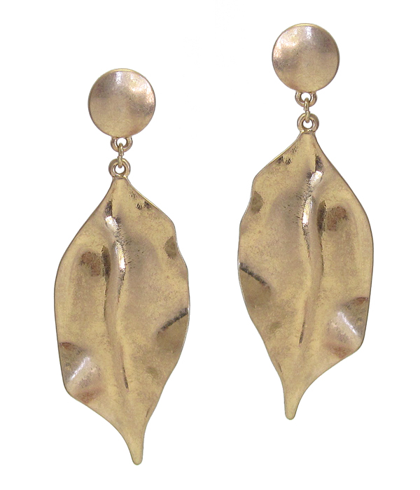 TEXTURED METAL LEAF EARRING