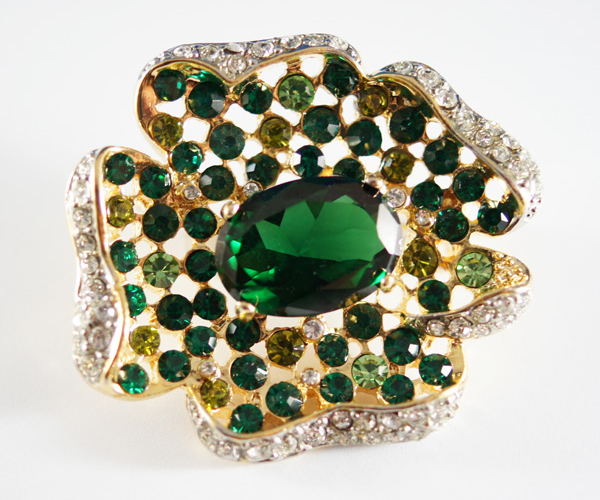 Luxury crystal and stone flower brooch