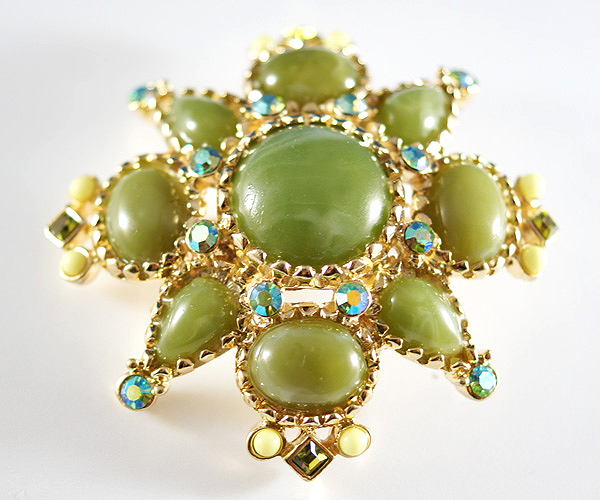 Luxury crystal and stone flower brooch