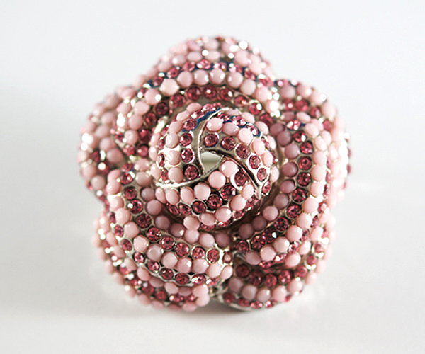 Luxury crystal and seed beads dot flower brooch