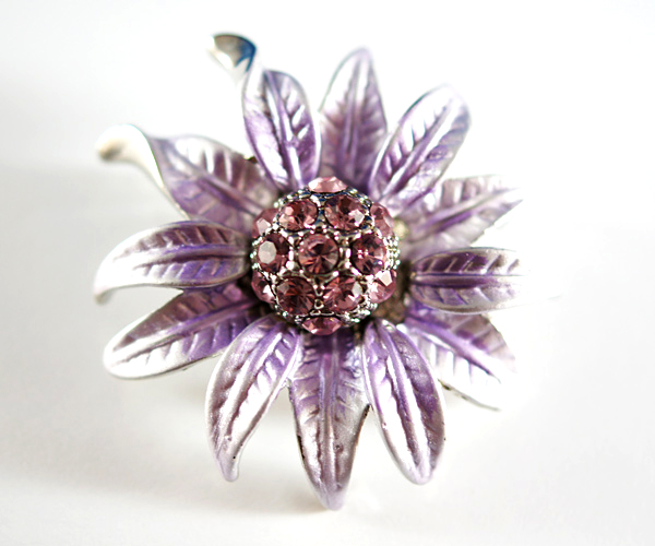 Crystal stud enamel metal flower brooch