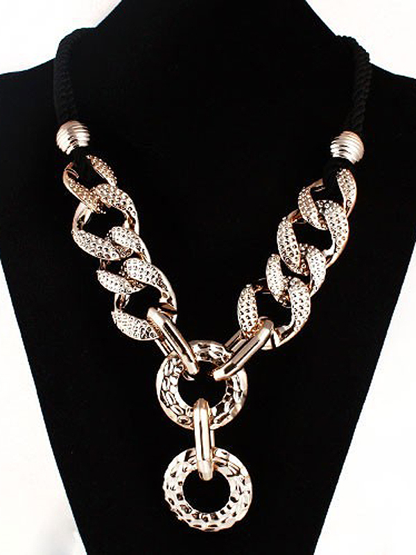Textured  chain and double rope necklace
