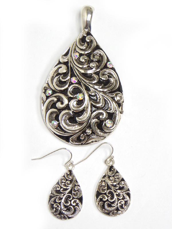 Crystal and tailored teardrop pendant and earring set