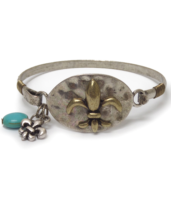 Fleur de lis charm thin bangle bracelet