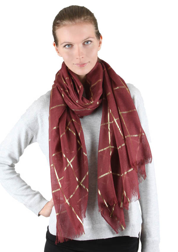Metalic plaid pattern scarf