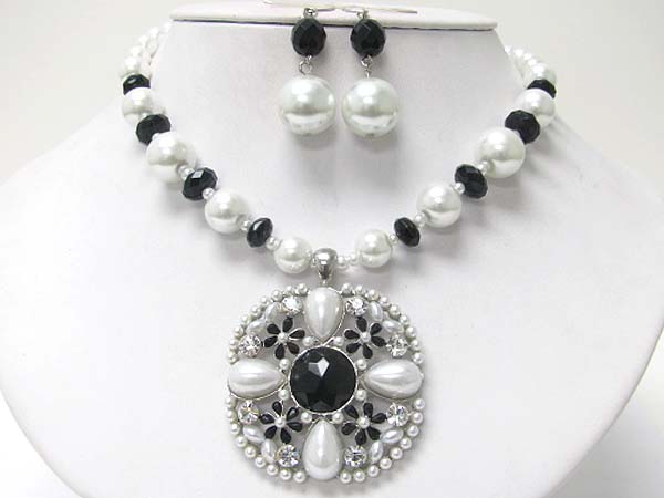 Crystal and facet acryl stone and pearl beads flower pendant necklace earring set