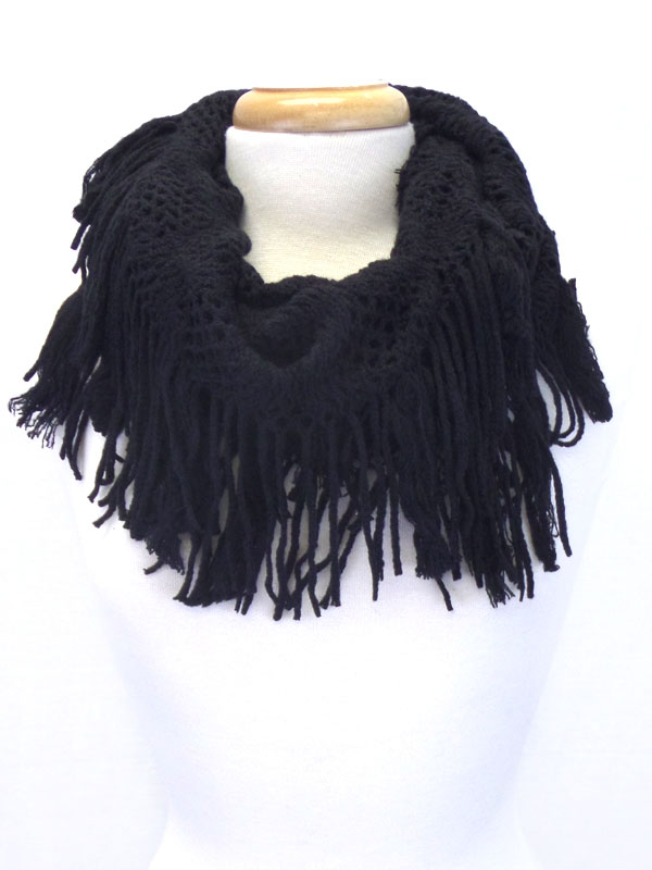 Knit and fringe infinity muffler