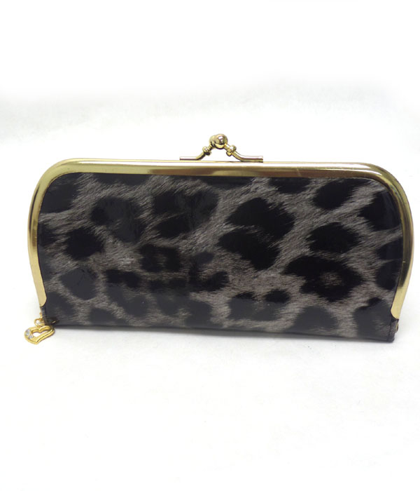 Animal print glossy wallet