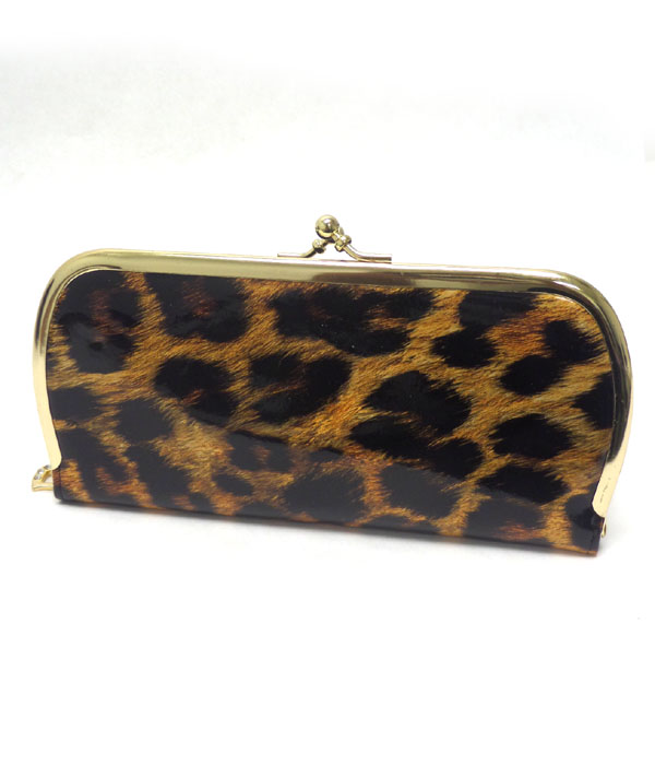 Animal print glossy wallet
