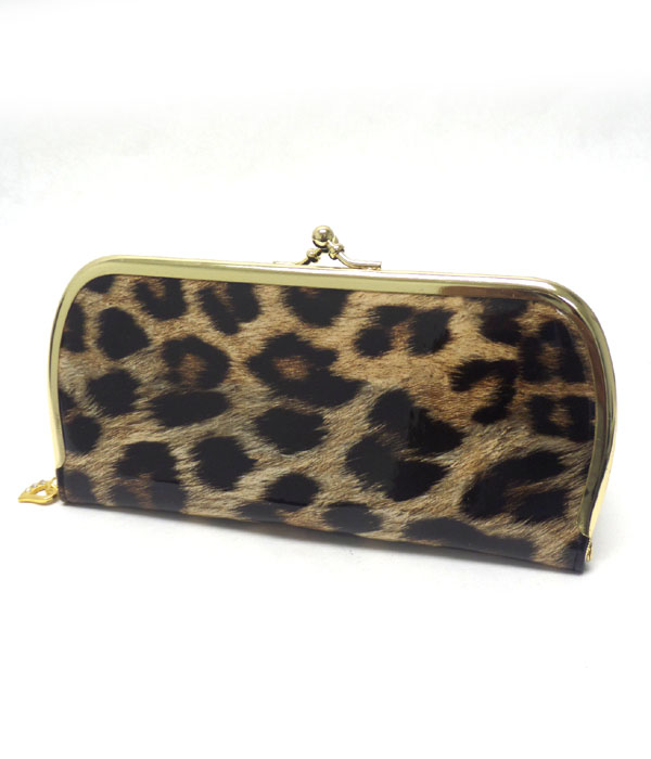 Animal print glossy wallet