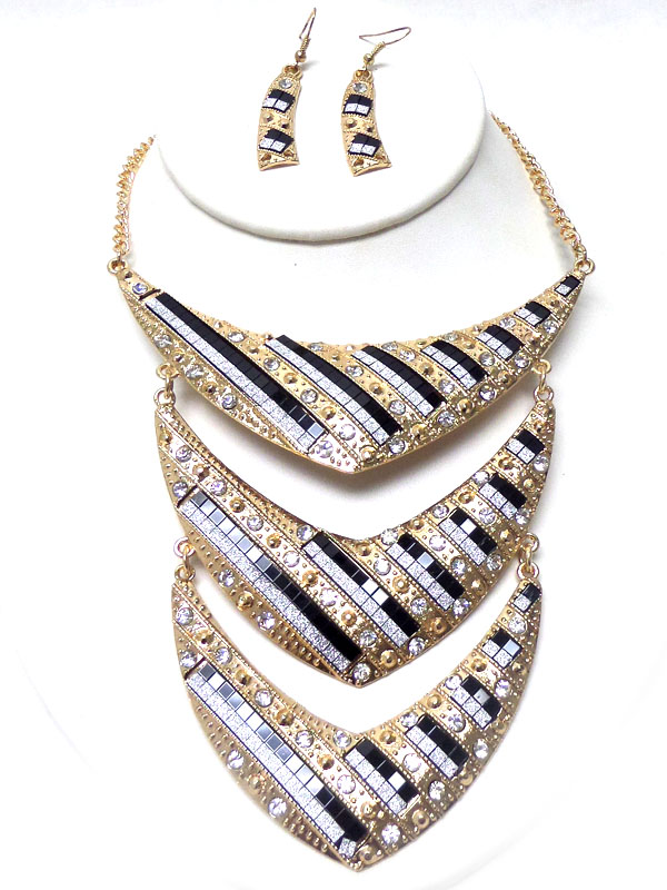 Three layers of metal necklace set