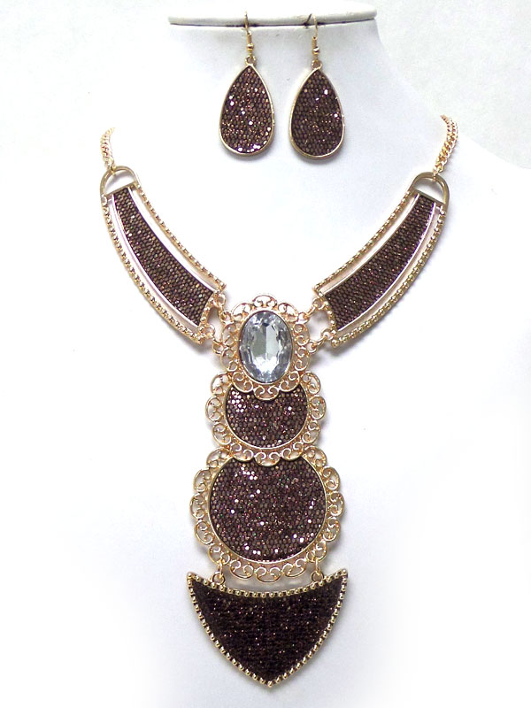 Shiny layer with metal border necklace set 