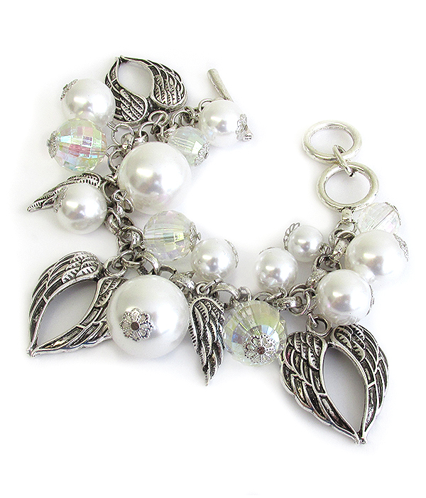 Multi pearl and angelwing charm chunky toggle bracelet